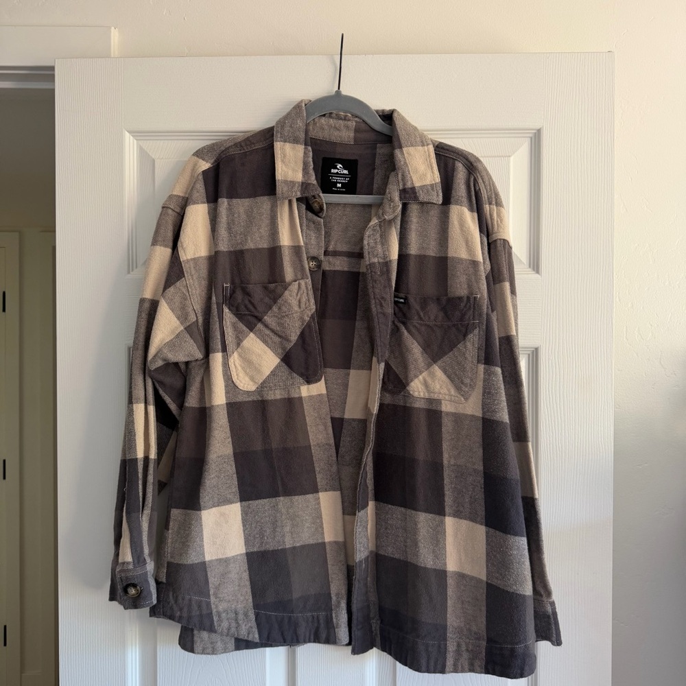 Rip Curl Women’s Plaid Flannel Jacket - Black & Cream